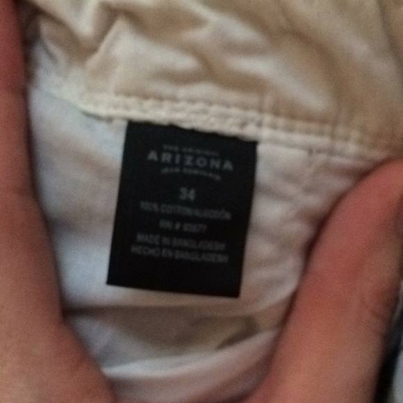 Arizona shorts - Picture 3 of 3